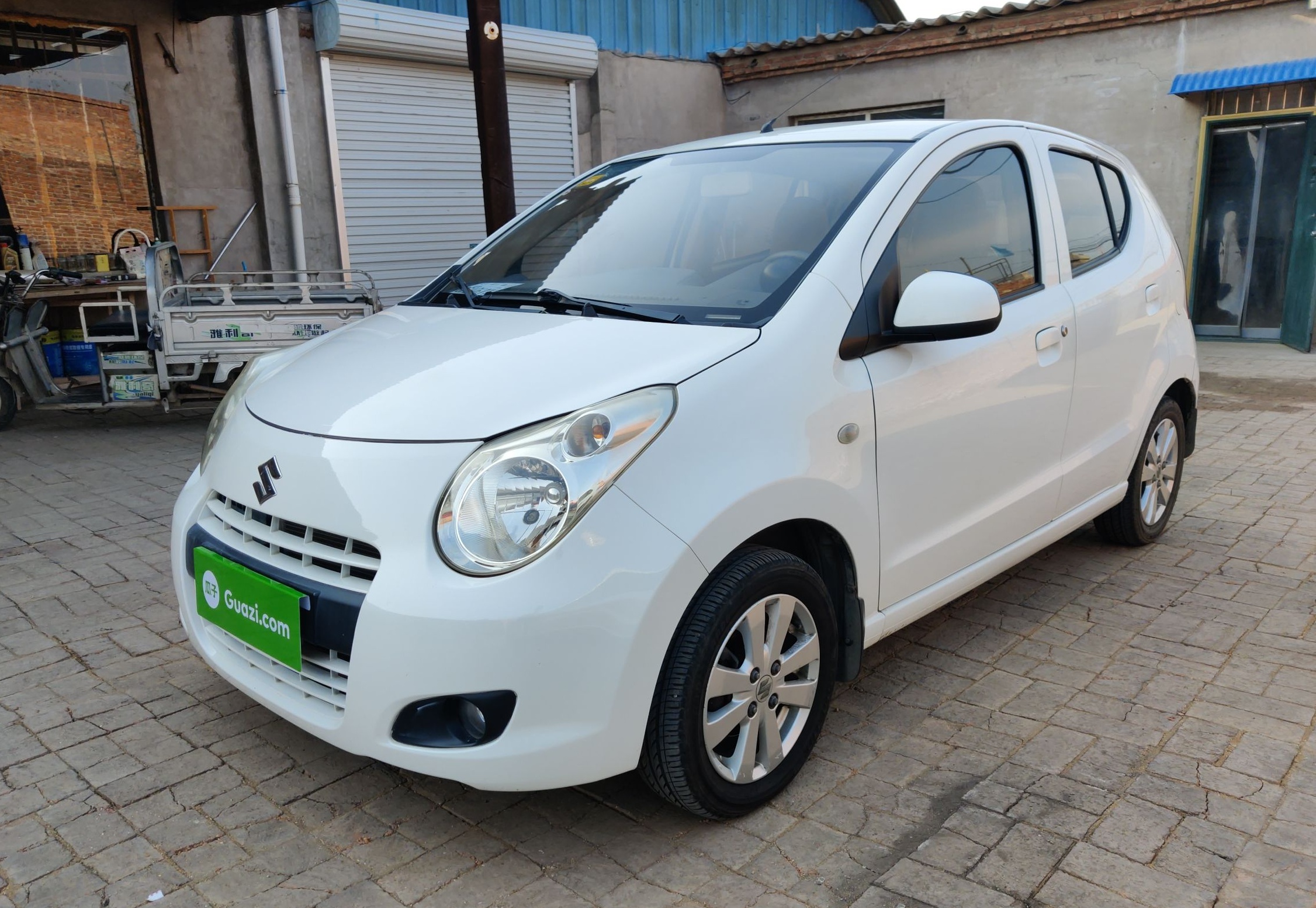 铃木 奥拓 2009款 1.0L 自动豪华型