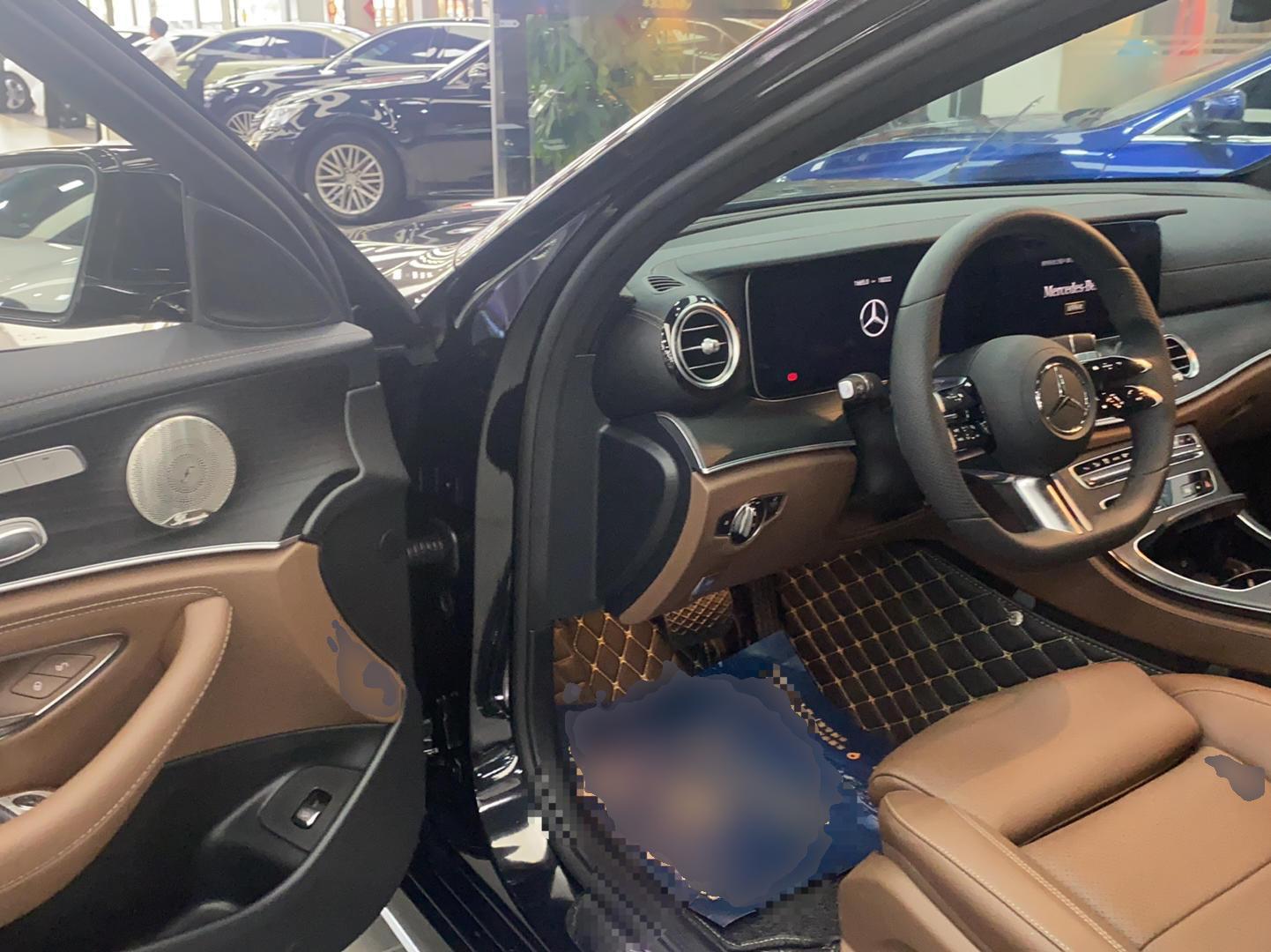 奔驰E级 2022款 改款二 E 300 L 运动豪华型