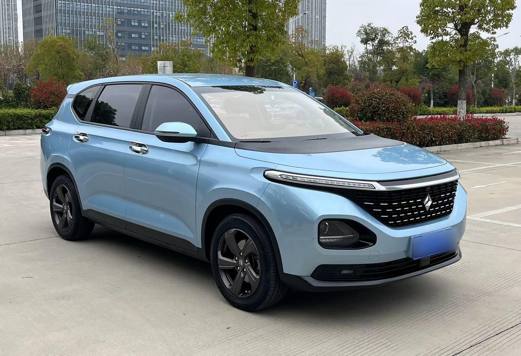 新宝骏 宝骏RM-5 2019款 1.5T CVT 24小时在线精英型 6座