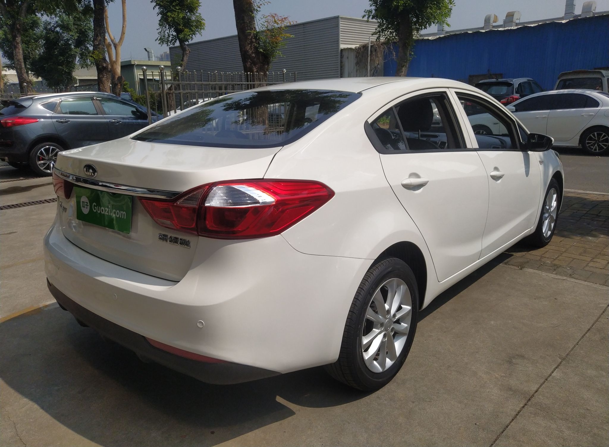 起亚K3 2016款 1.6L 自动天窗版