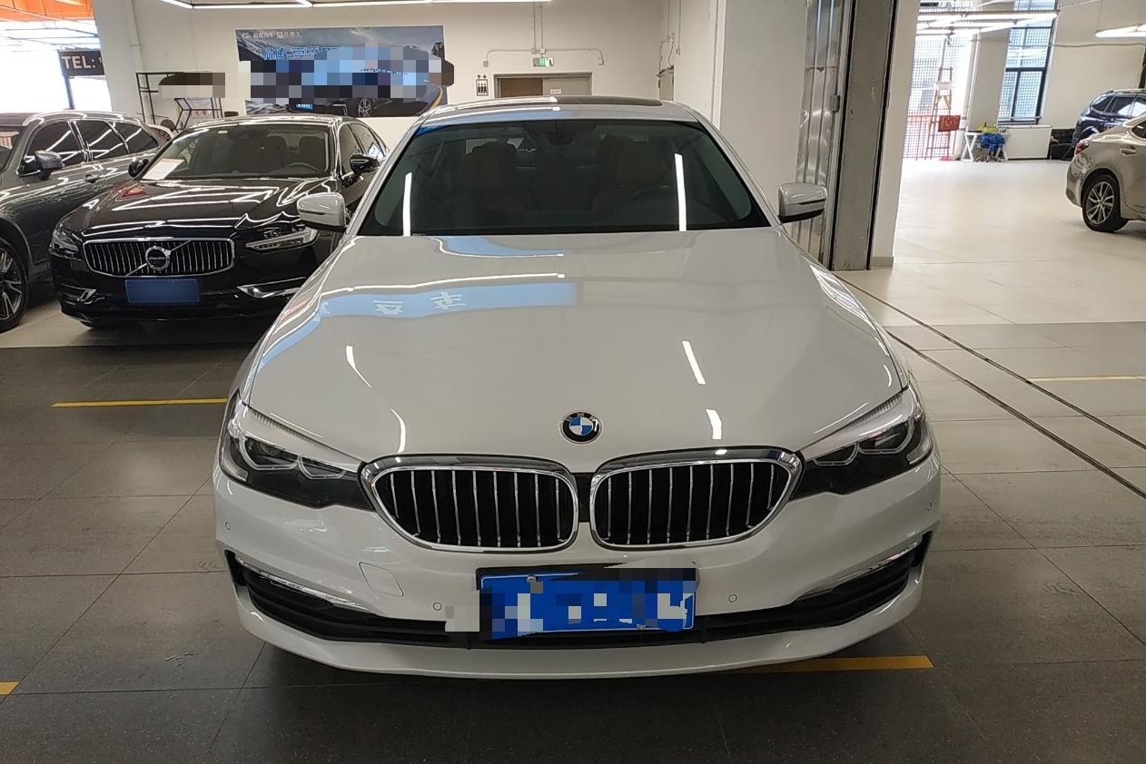 宝马5系 2018款 528Li 上市特别版