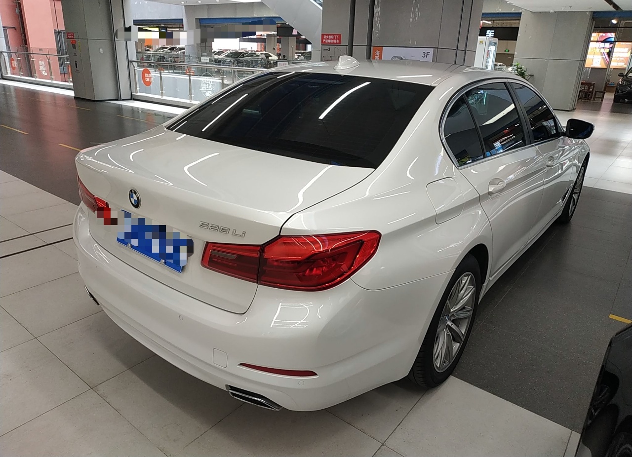 宝马5系 2018款 528Li 上市特别版