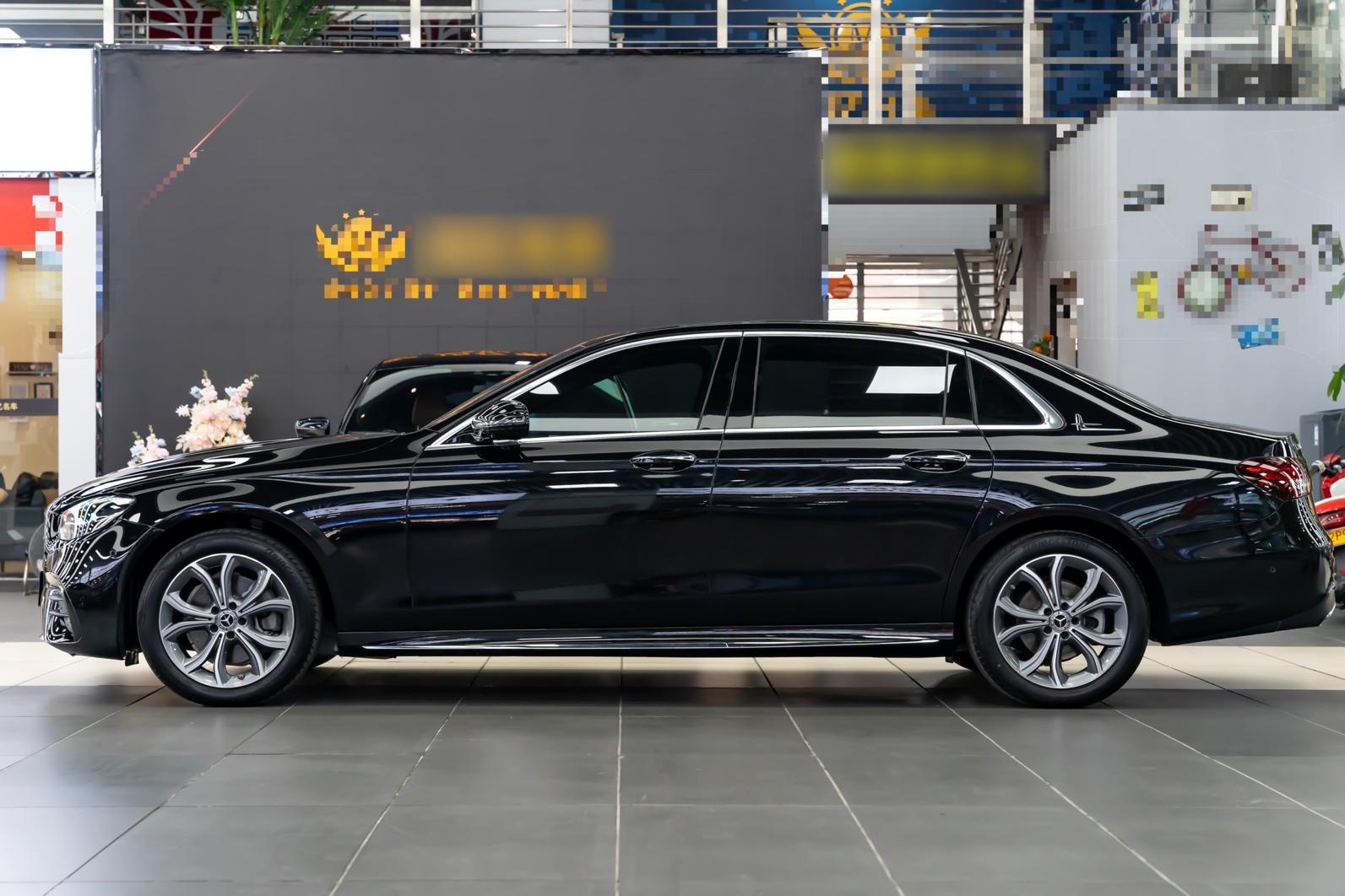 奔驰E级 2022款 改款二 E 300 L 运动豪华型