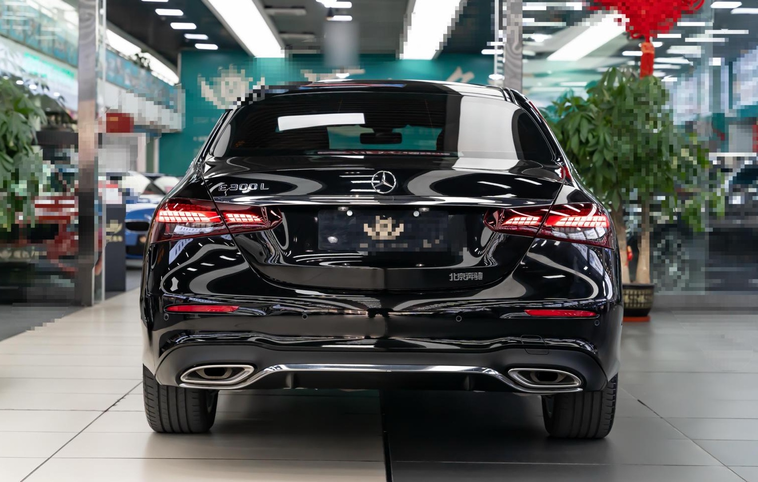 奔驰E级 2022款 改款二 E 300 L 运动豪华型