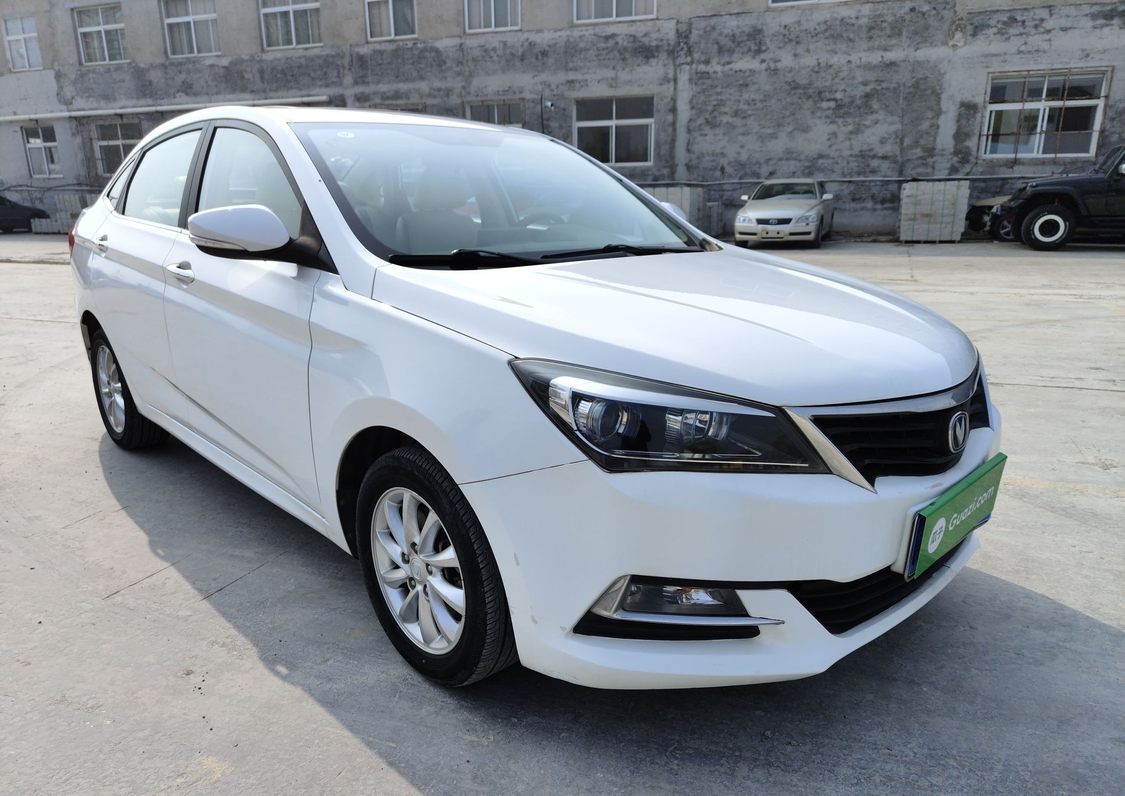 长安 悦翔V7 2015款 1.6L 手动乐享型 国V