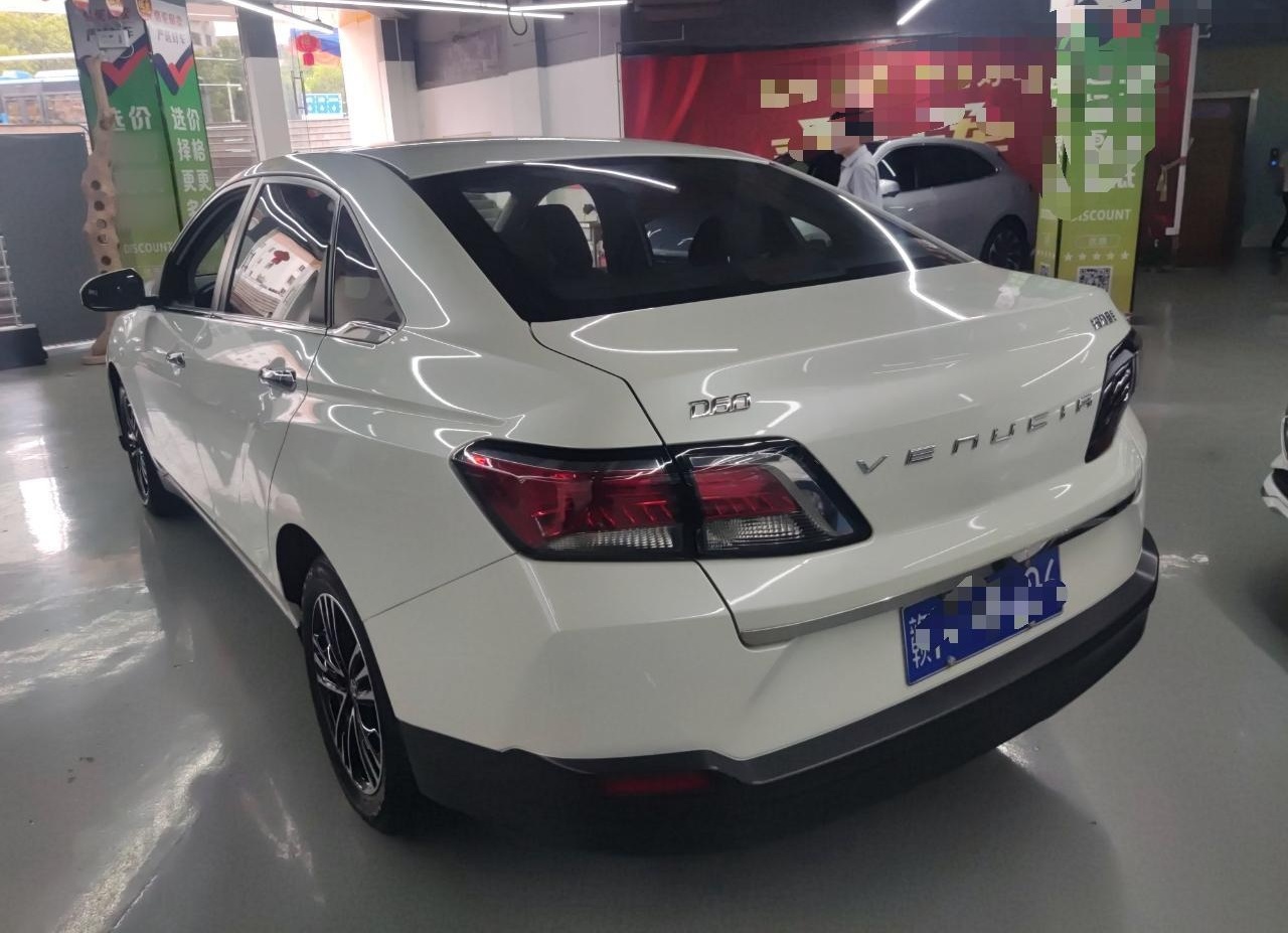 启辰D60 2019款 十万荣耀 1.6L Entry手动辰尚版 国VI