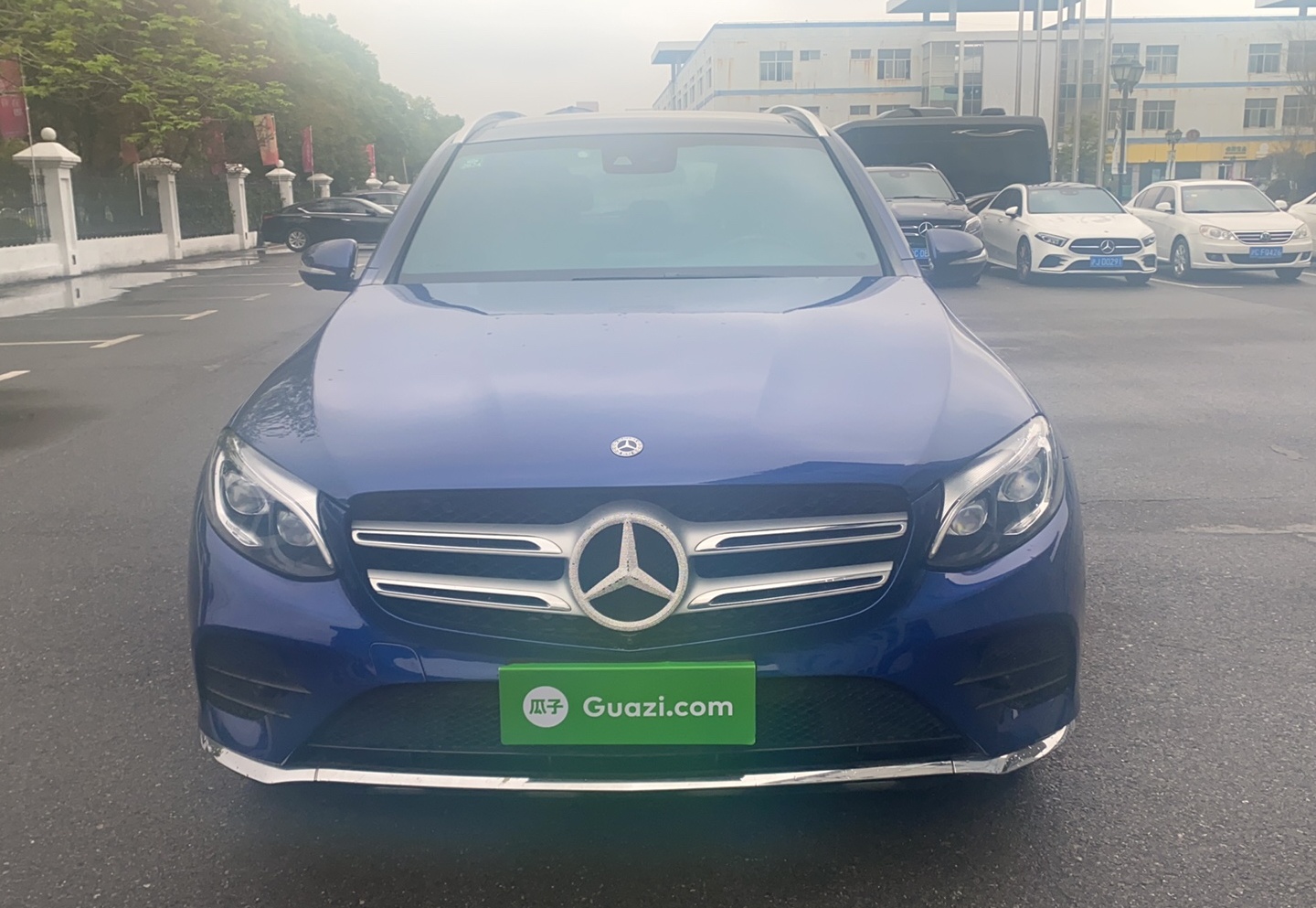 奔驰GLC级 2018款 GLC 300 4MATIC 动感型