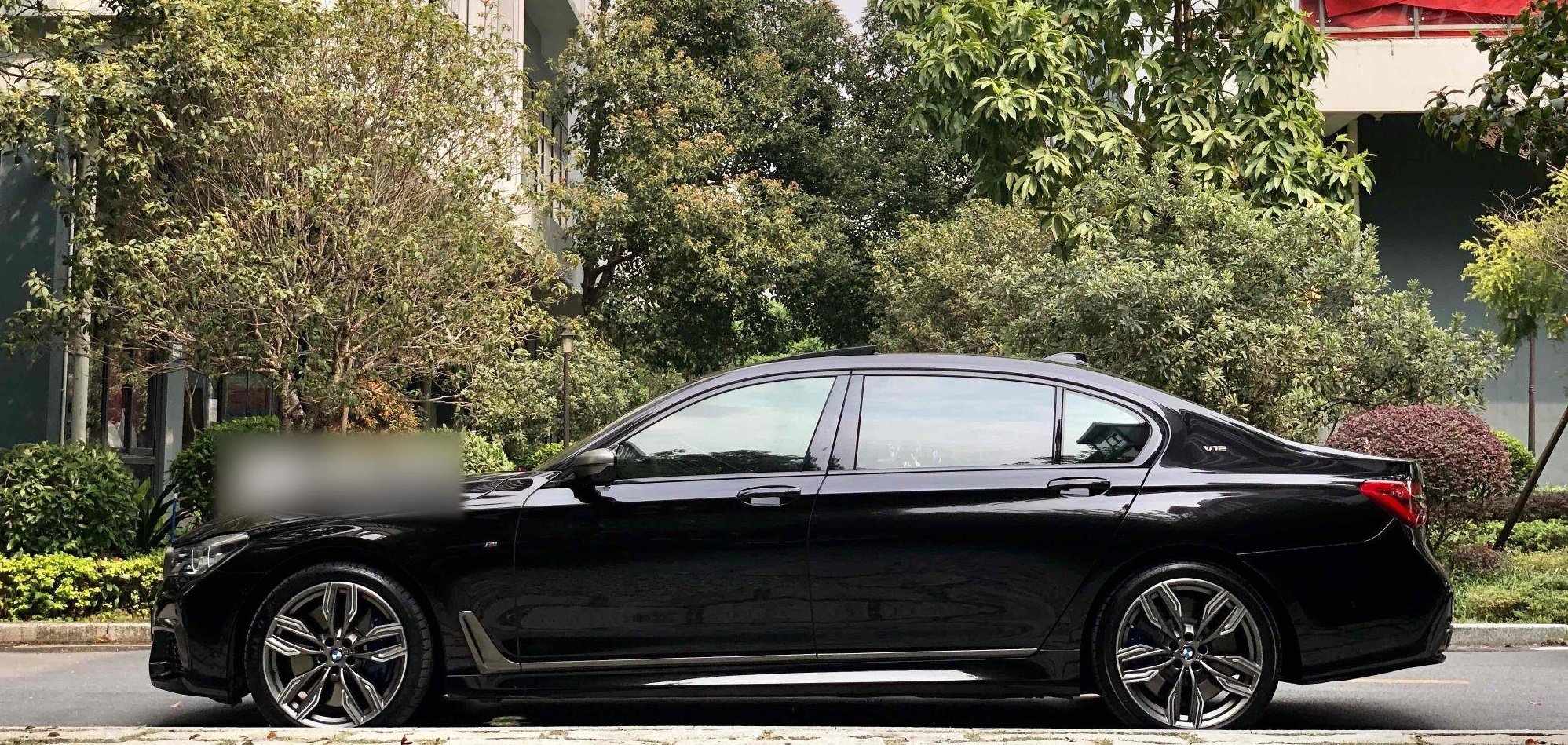 宝马7系 2018款 M760Li xDrive(进口)