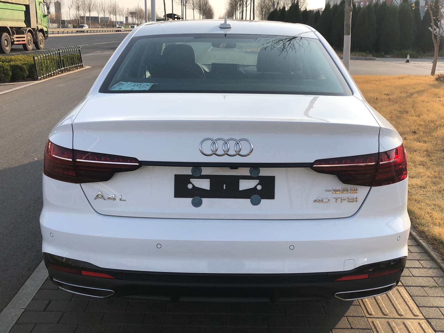 奥迪A4L 2022款 40 TFSI 豪华动感型