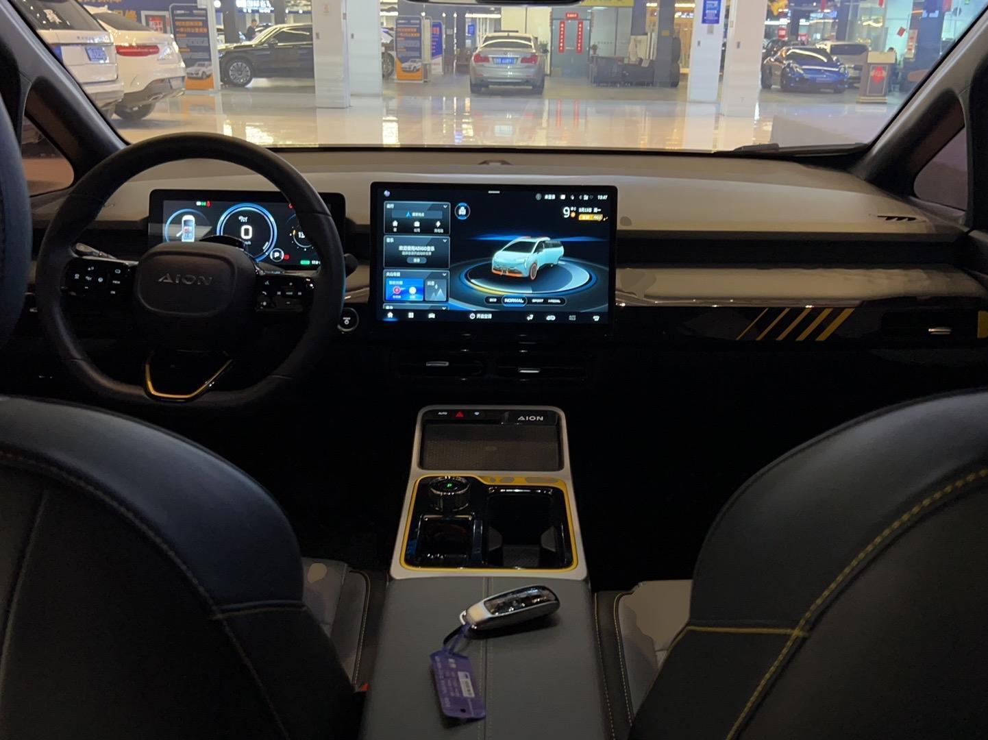 广汽埃安 AION Y 2021款 70 科技活力版