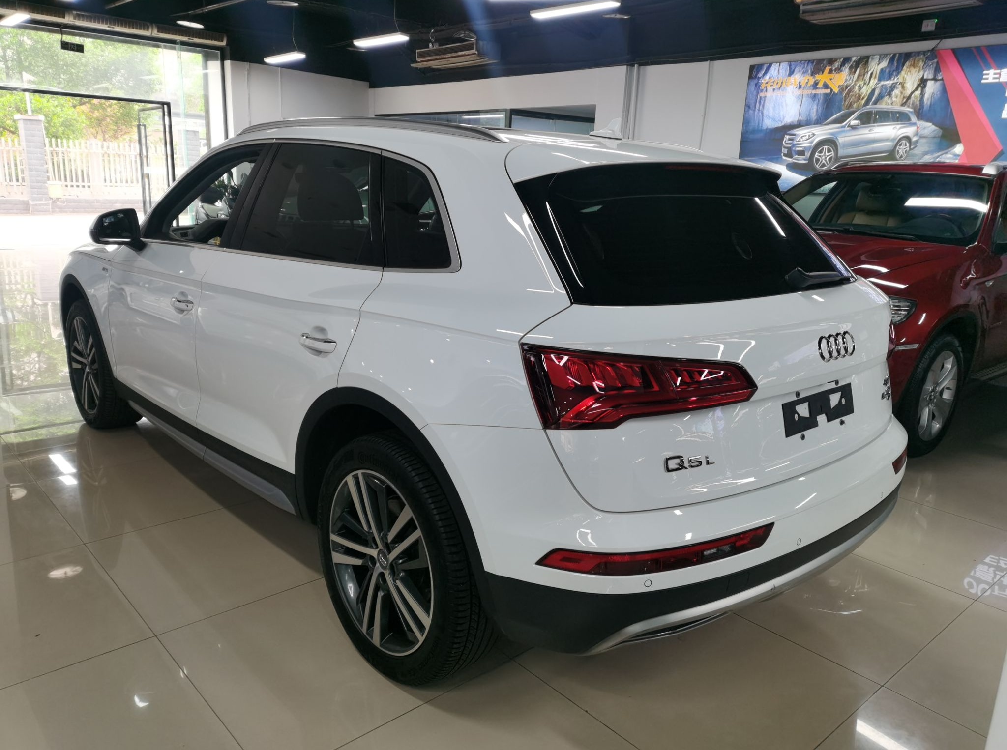 奥迪Q5L 2018款 45 TFSI 尊享风雅型 国V