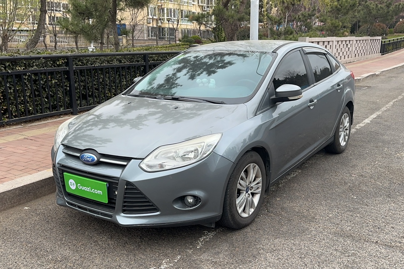 福特 福克斯 2012款 三厢 1.6L 自动舒适型