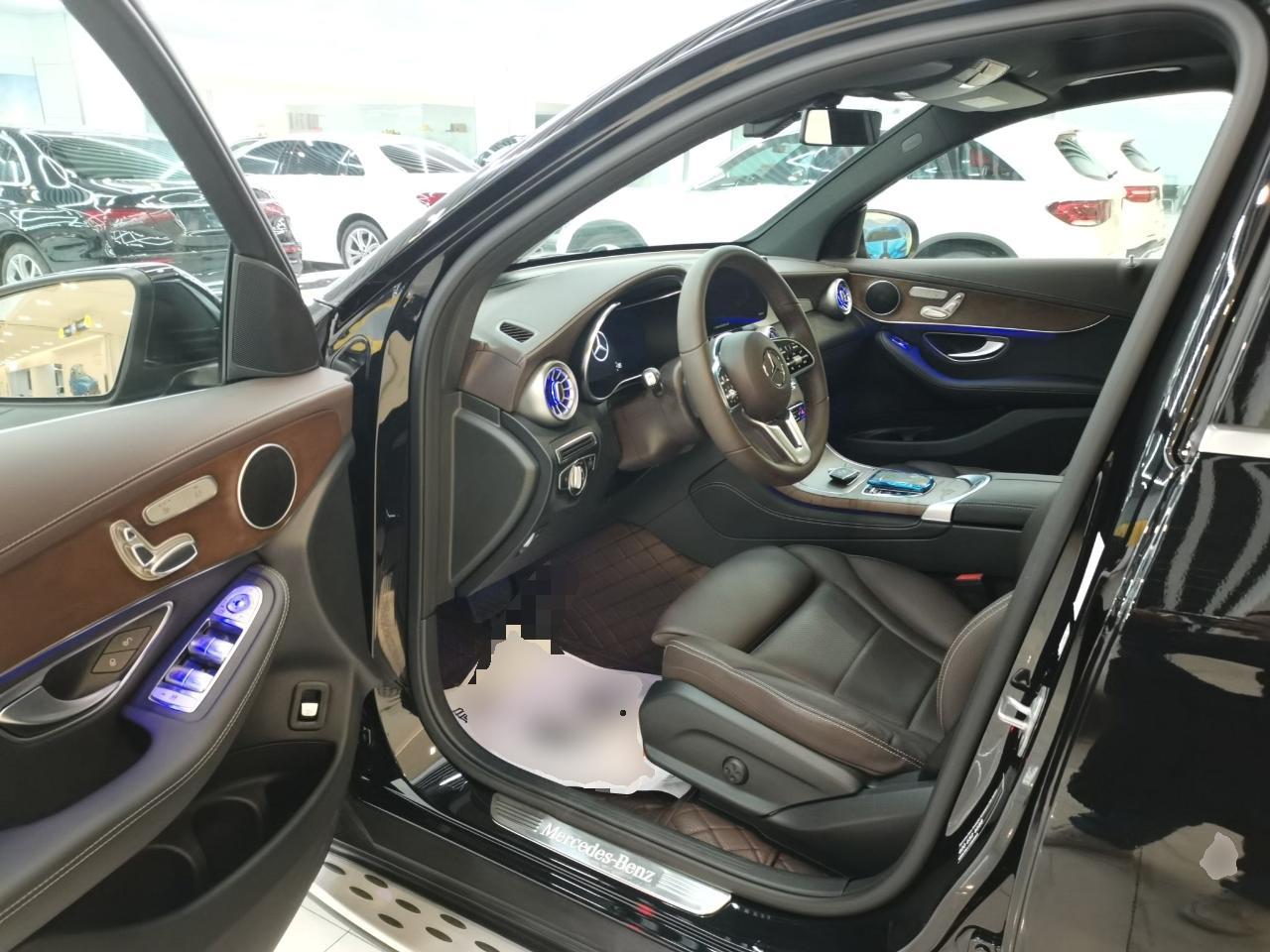 奔驰GLC级 2022款 改款三 GLC 260 L 4MATIC 动感型