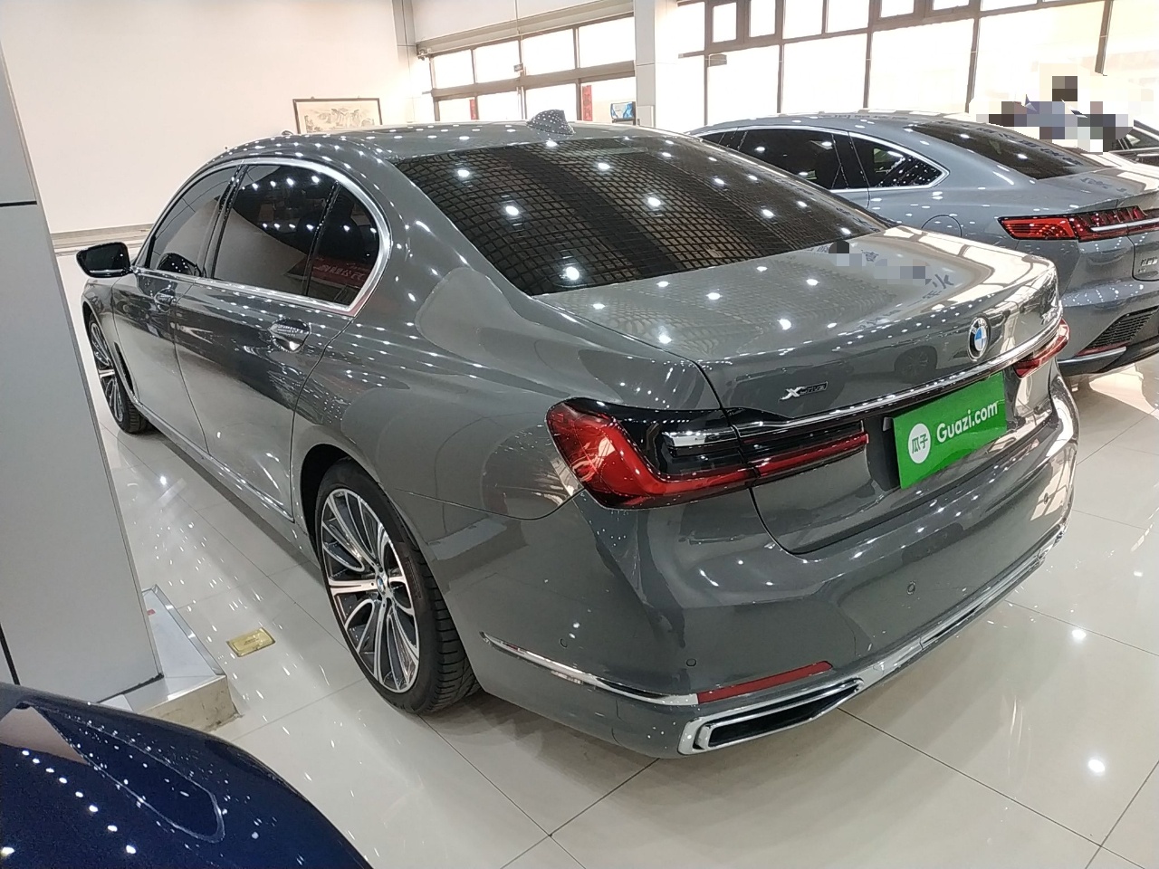 宝马7系 2019款 740Li 领先型 豪华套装(进口)