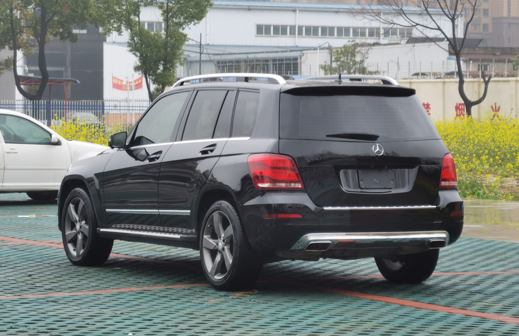 奔驰GLK级 2013款 GLK 300 4MATIC 动感天窗型