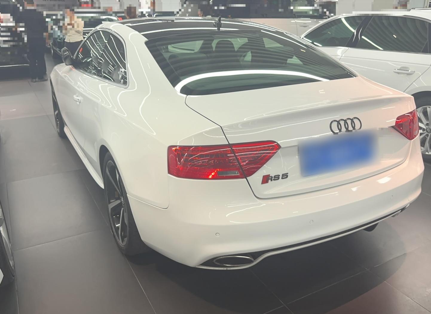 奥迪S5 2012款 S5 3.0T Coupe(进口)