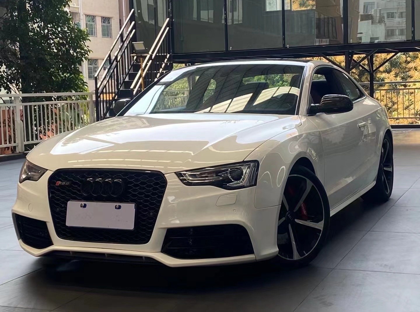 奥迪S5 2012款 S5 3.0T Coupe(进口)