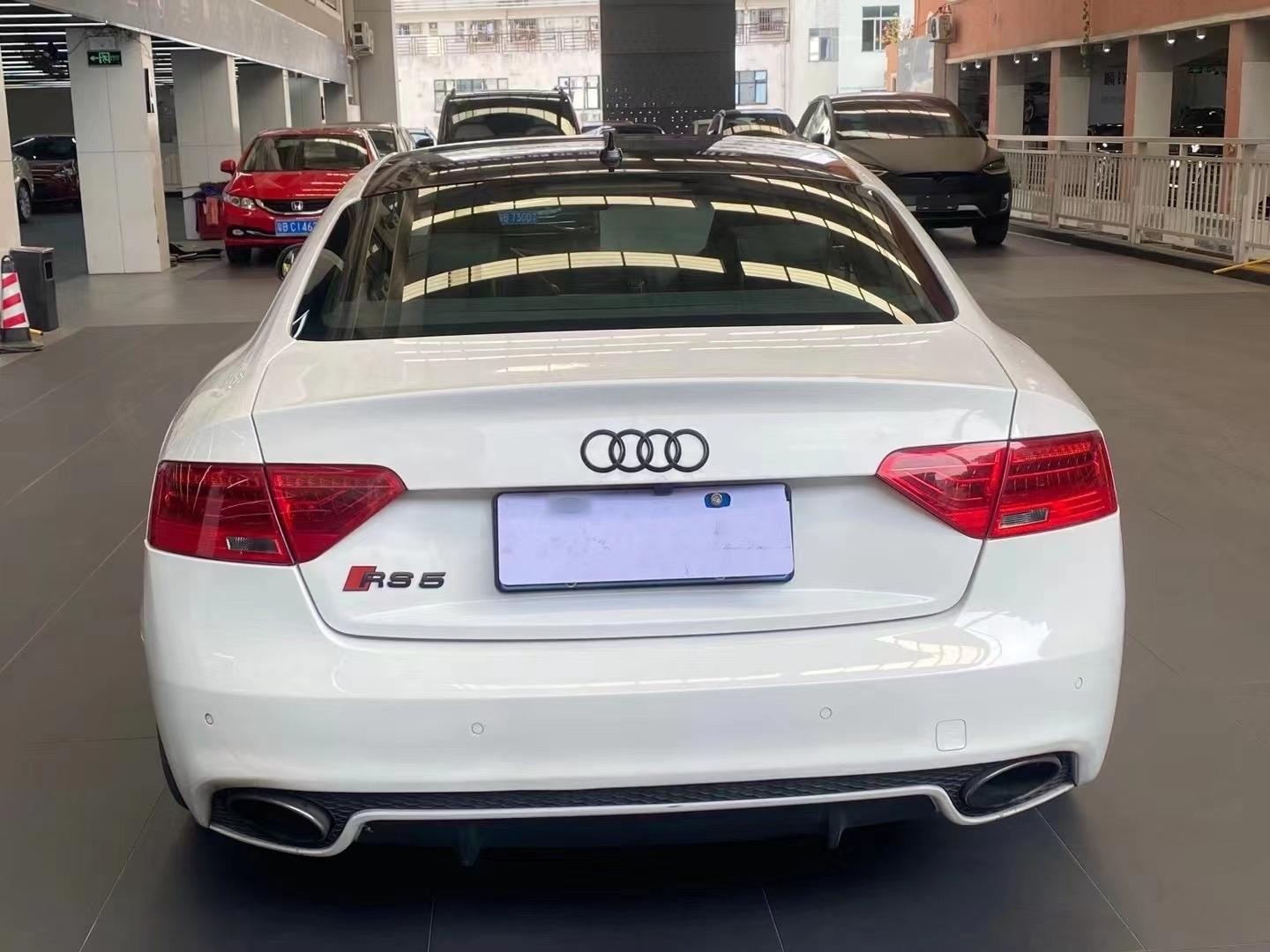 奥迪S5 2012款 S5 3.0T Coupe(进口)