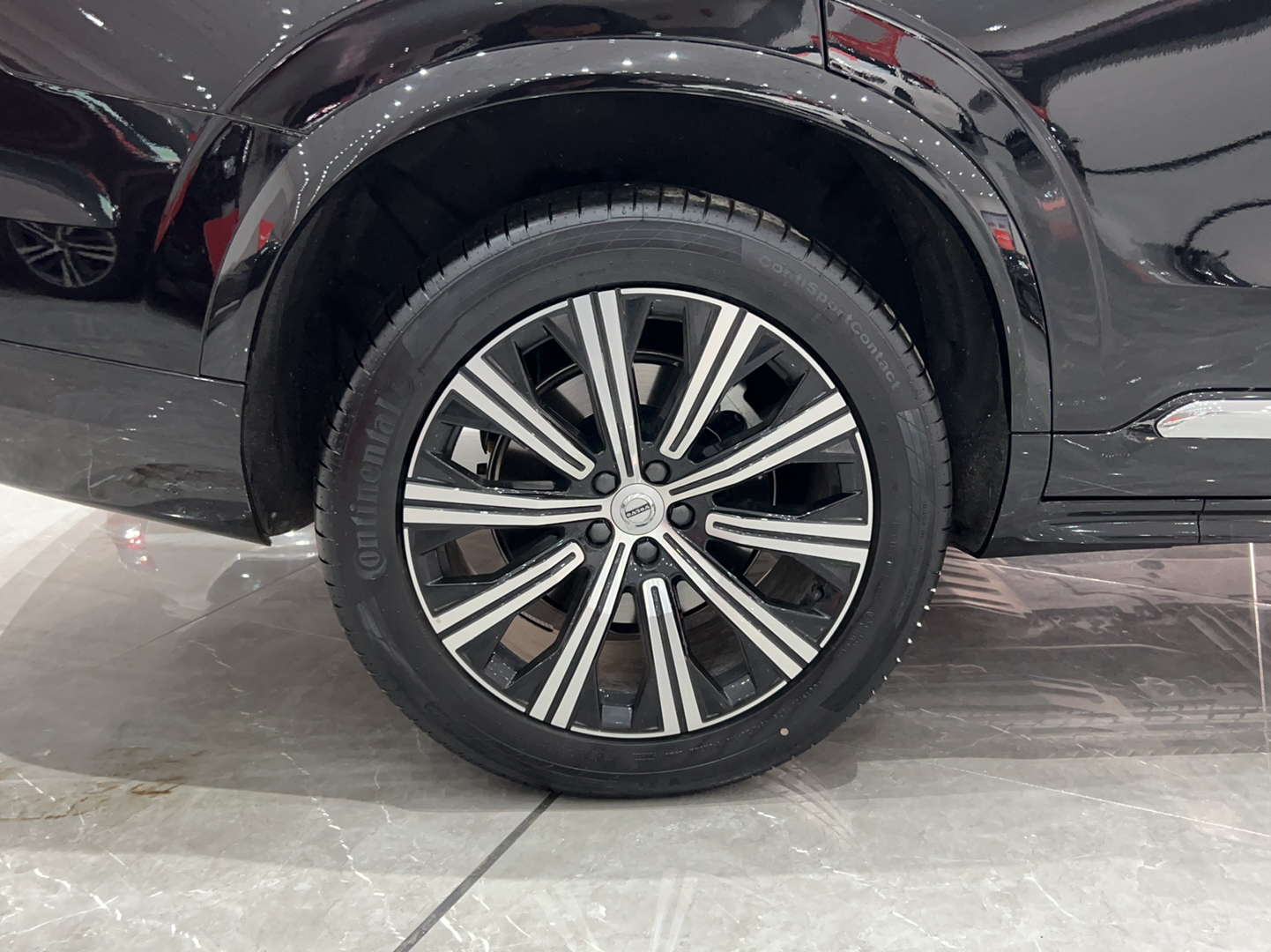 沃尔沃XC90 2021款 B6 智逸豪华版 7座(进口)