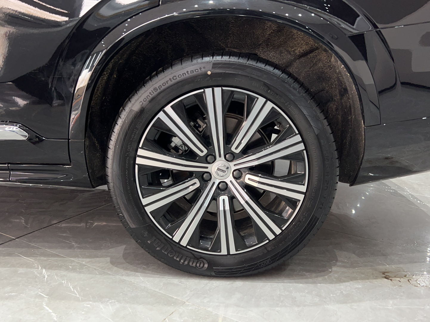 沃尔沃XC90 2021款 B6 智逸豪华版 7座(进口)