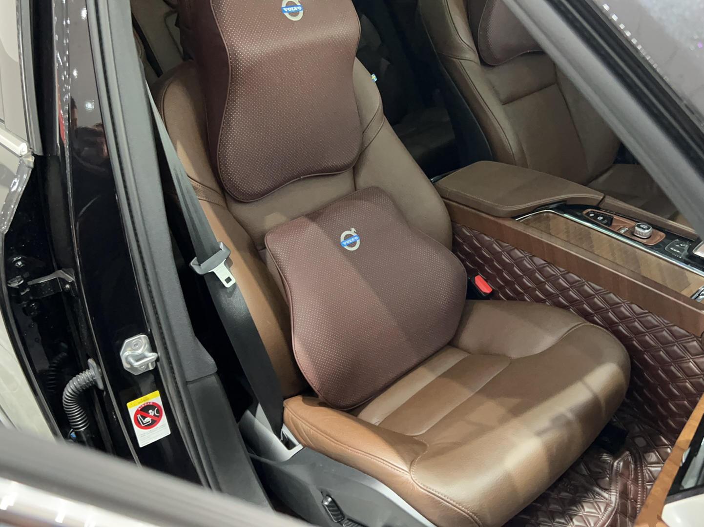 沃尔沃XC90 2021款 B6 智逸豪华版 7座(进口)