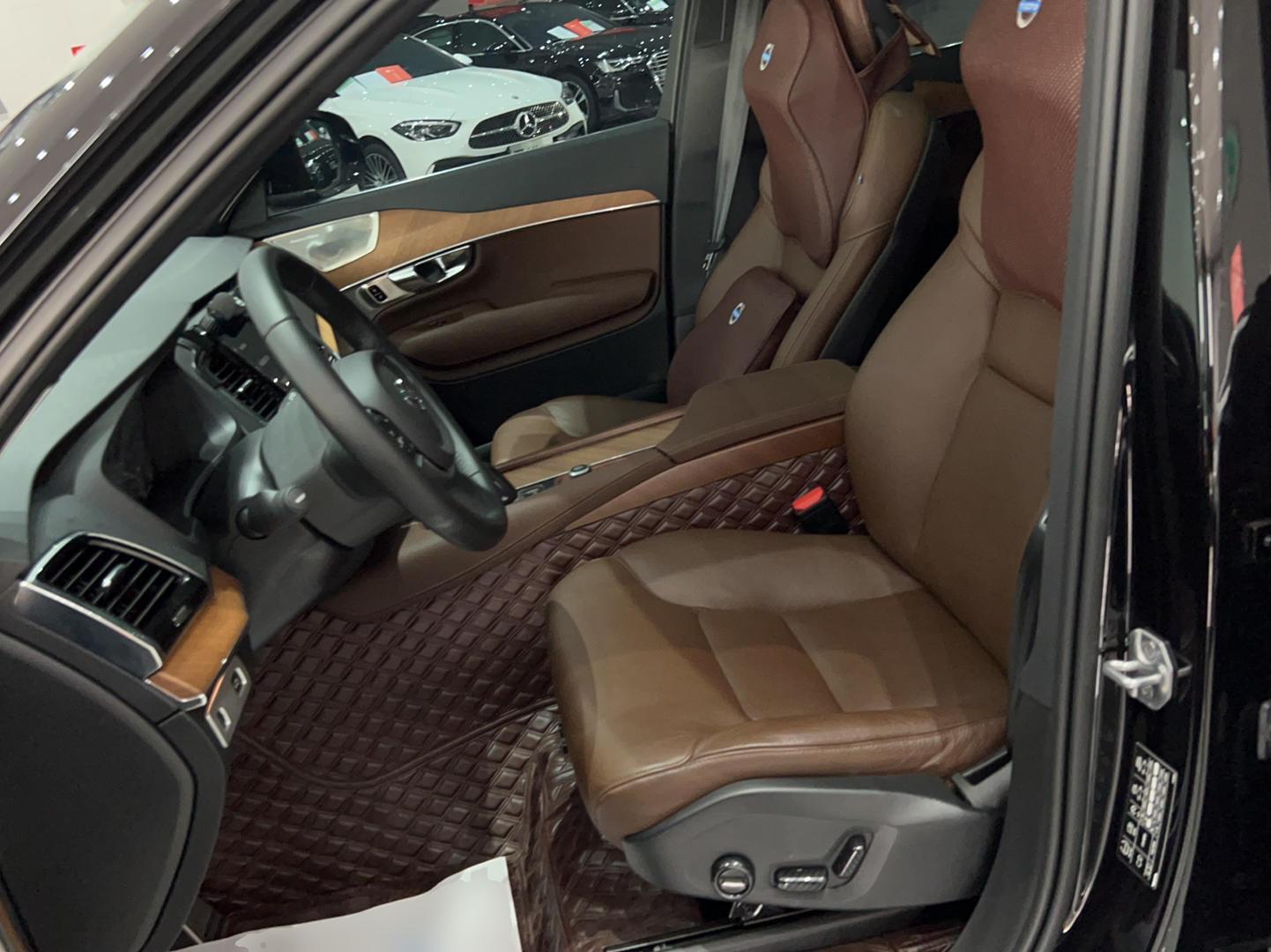 沃尔沃XC90 2021款 B6 智逸豪华版 7座(进口)