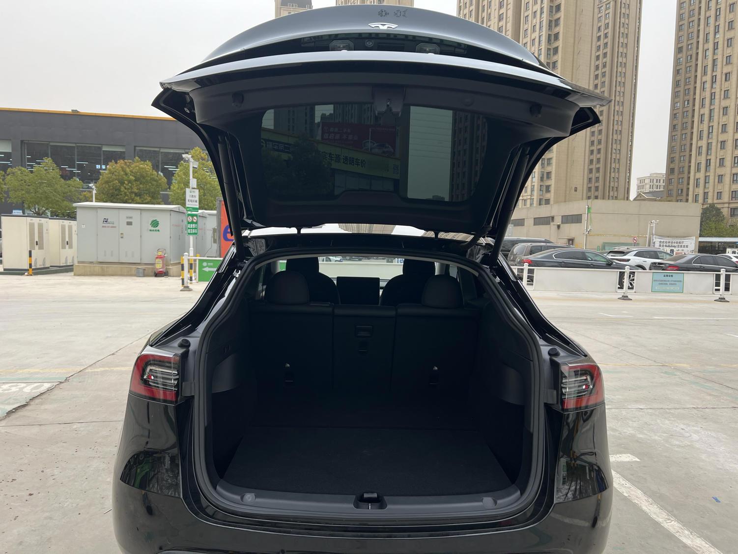 特斯拉 Model Y 2021款 长续航全轮驱动版 3D7