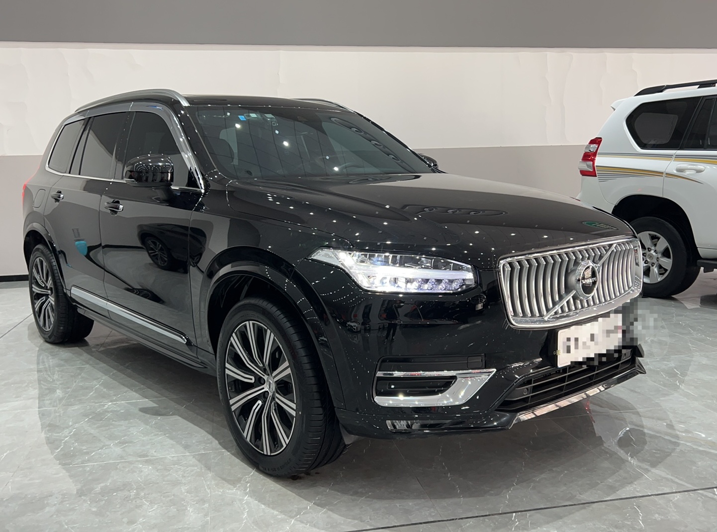 沃尔沃XC90 2021款 B6 智逸豪华版 7座(进口)