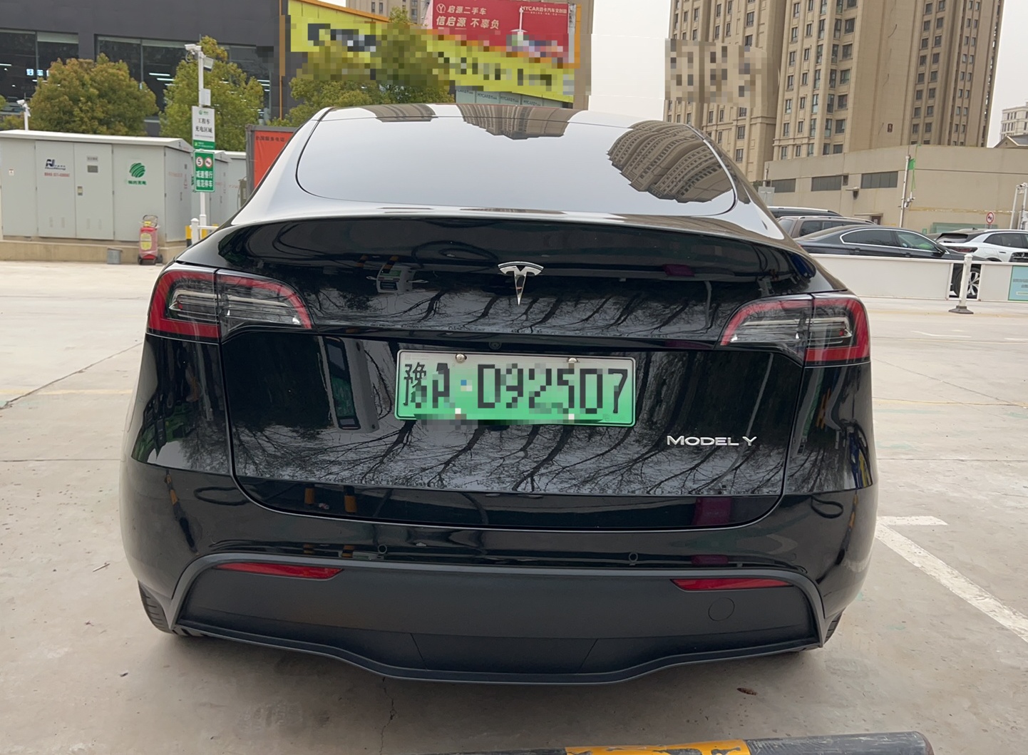 特斯拉 Model Y 2021款 长续航全轮驱动版 3D7