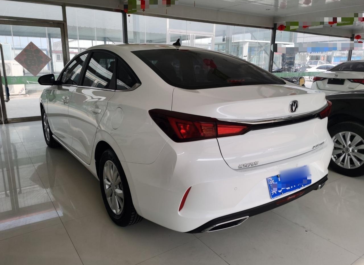 长安 逸动 2021款 PLUS 1.6L GDI 手动精英型