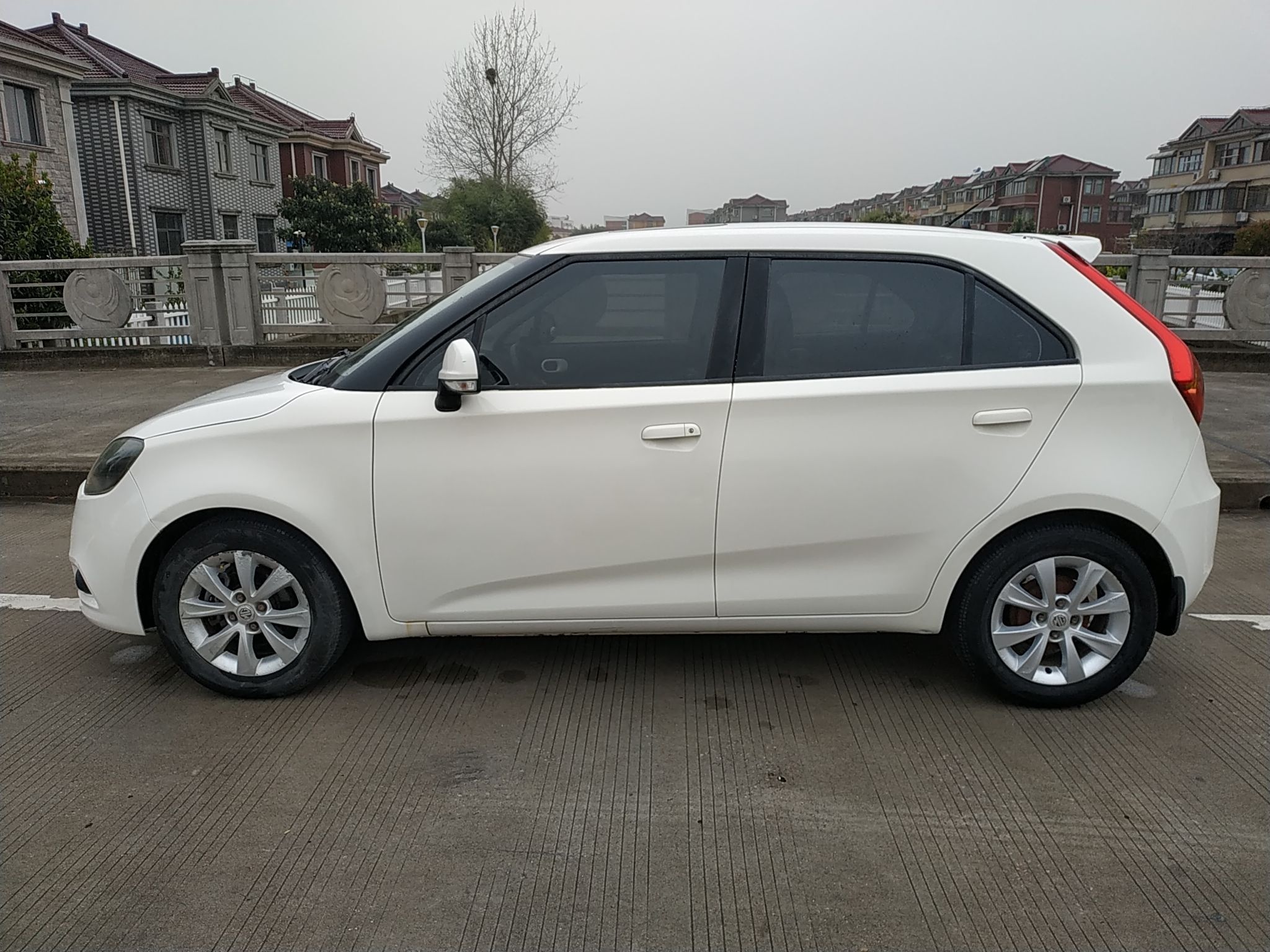 名爵 MG3 2013款 1.5L AMT精英版