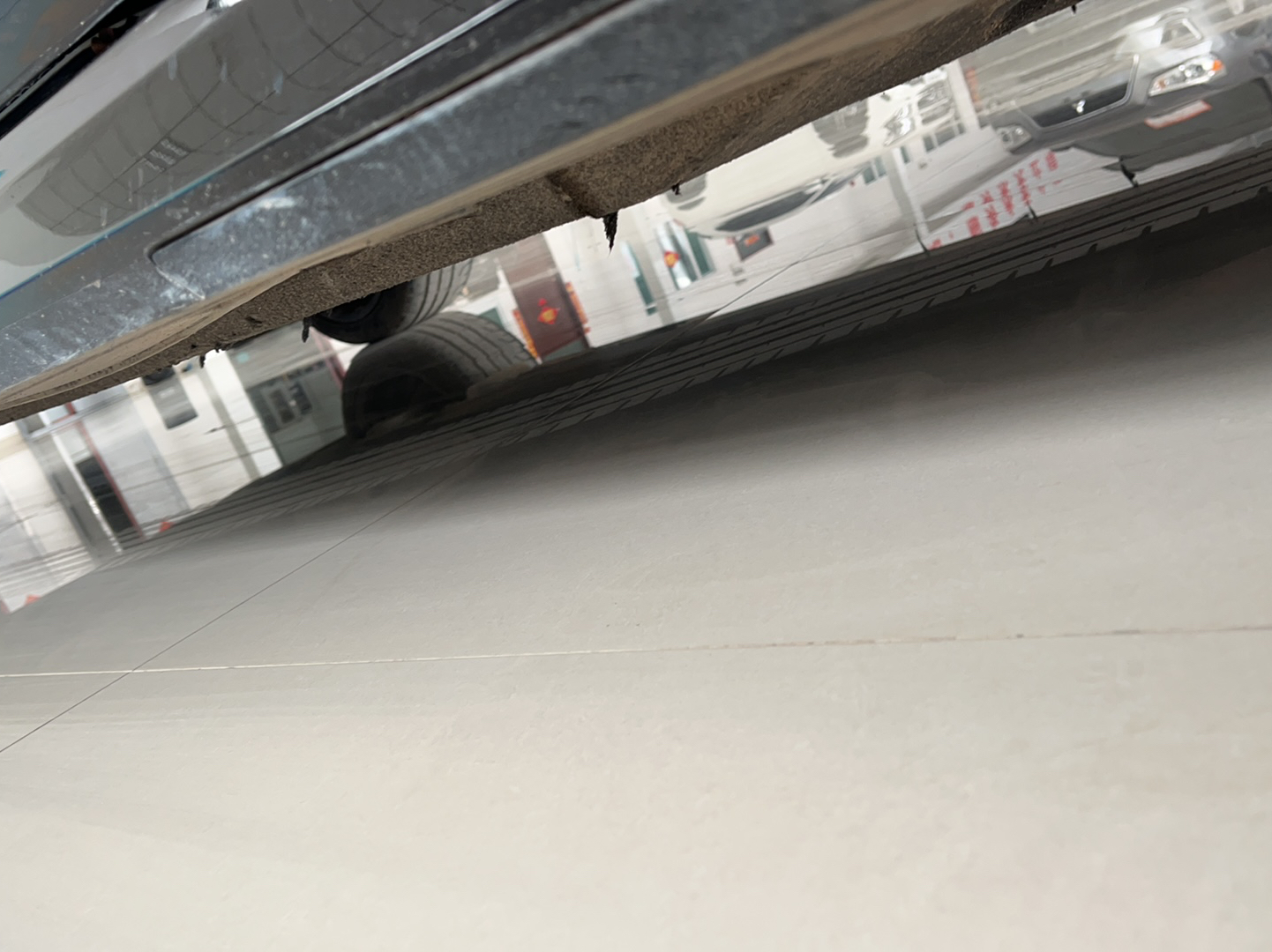 奥迪A6L 2018款 30周年年型 45 TFSI quattro 运动型