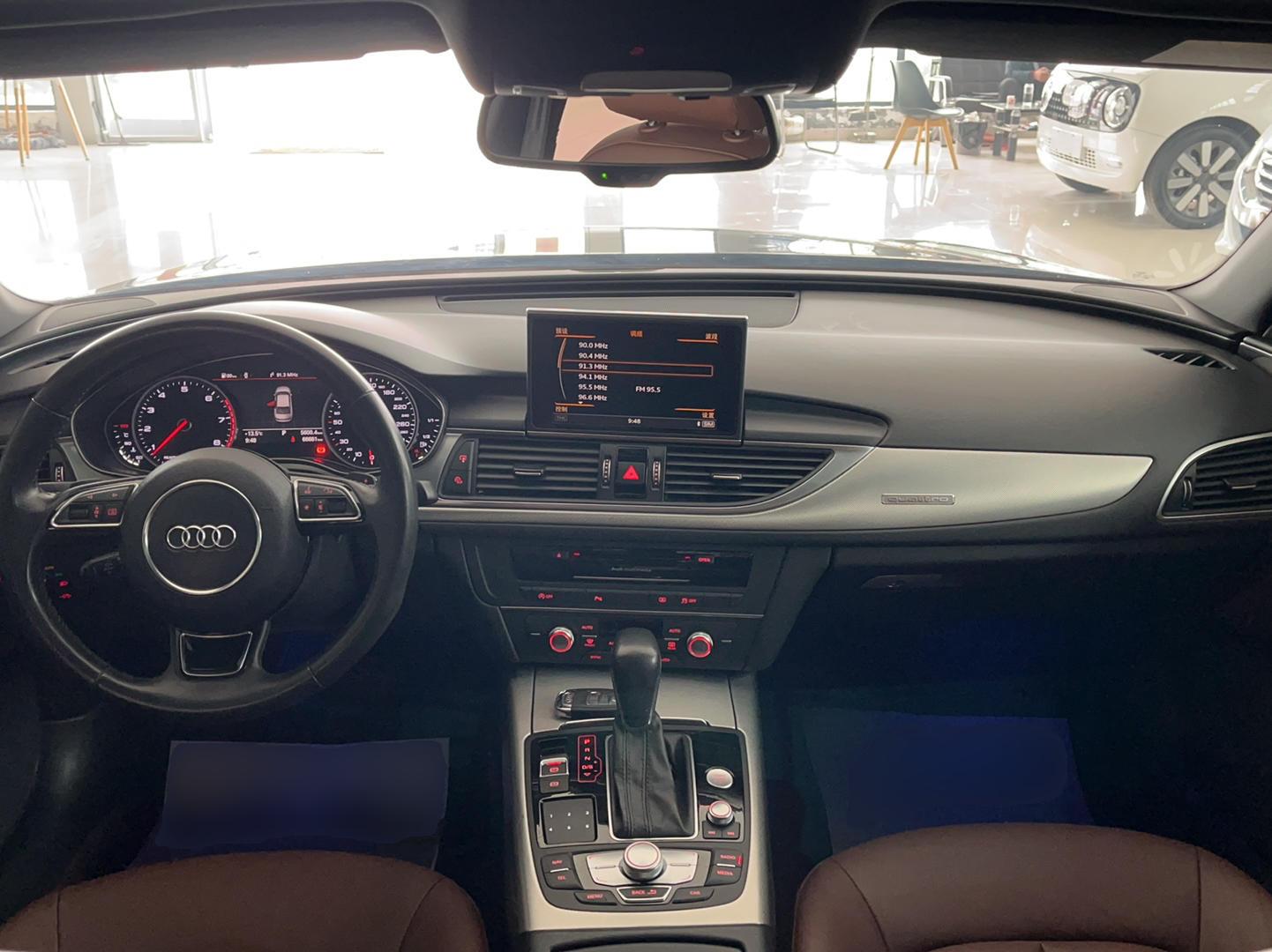 奥迪A6L 2018款 30周年年型 45 TFSI quattro 运动型