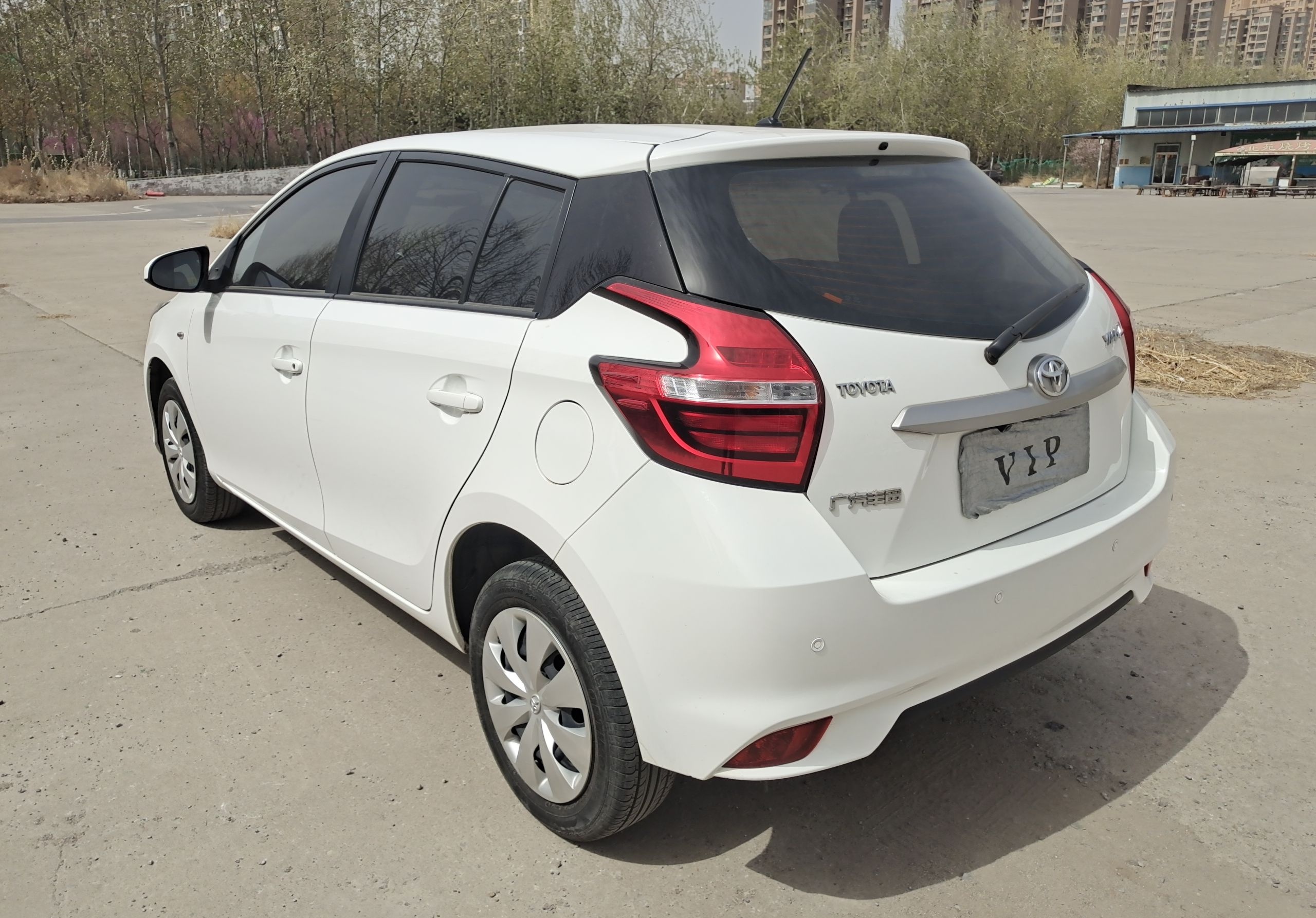 丰田 YARiS L 致炫 2019款 1.5E CVT魅动版 国VI