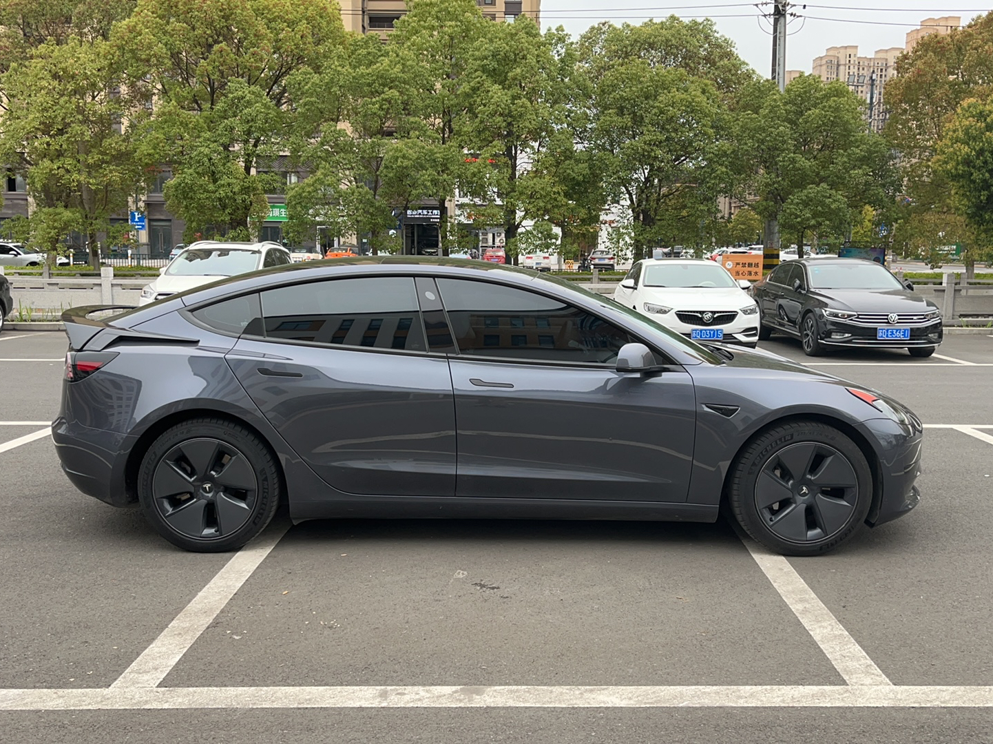 特斯拉 Model 3 2021款 标准续航后驱升级版