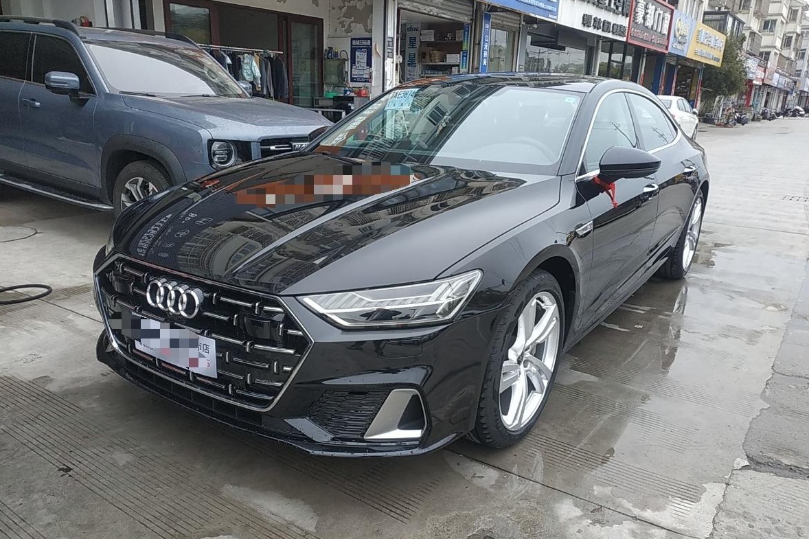 奥迪A7L 2022款 45 TFSI S-line 筑梦未来版