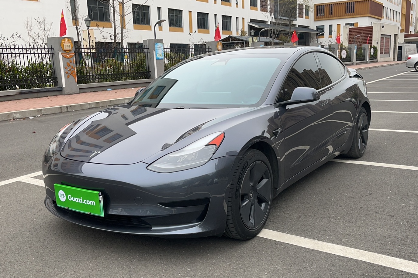 特斯拉 Model 3 2021款 标准续航后驱升级版