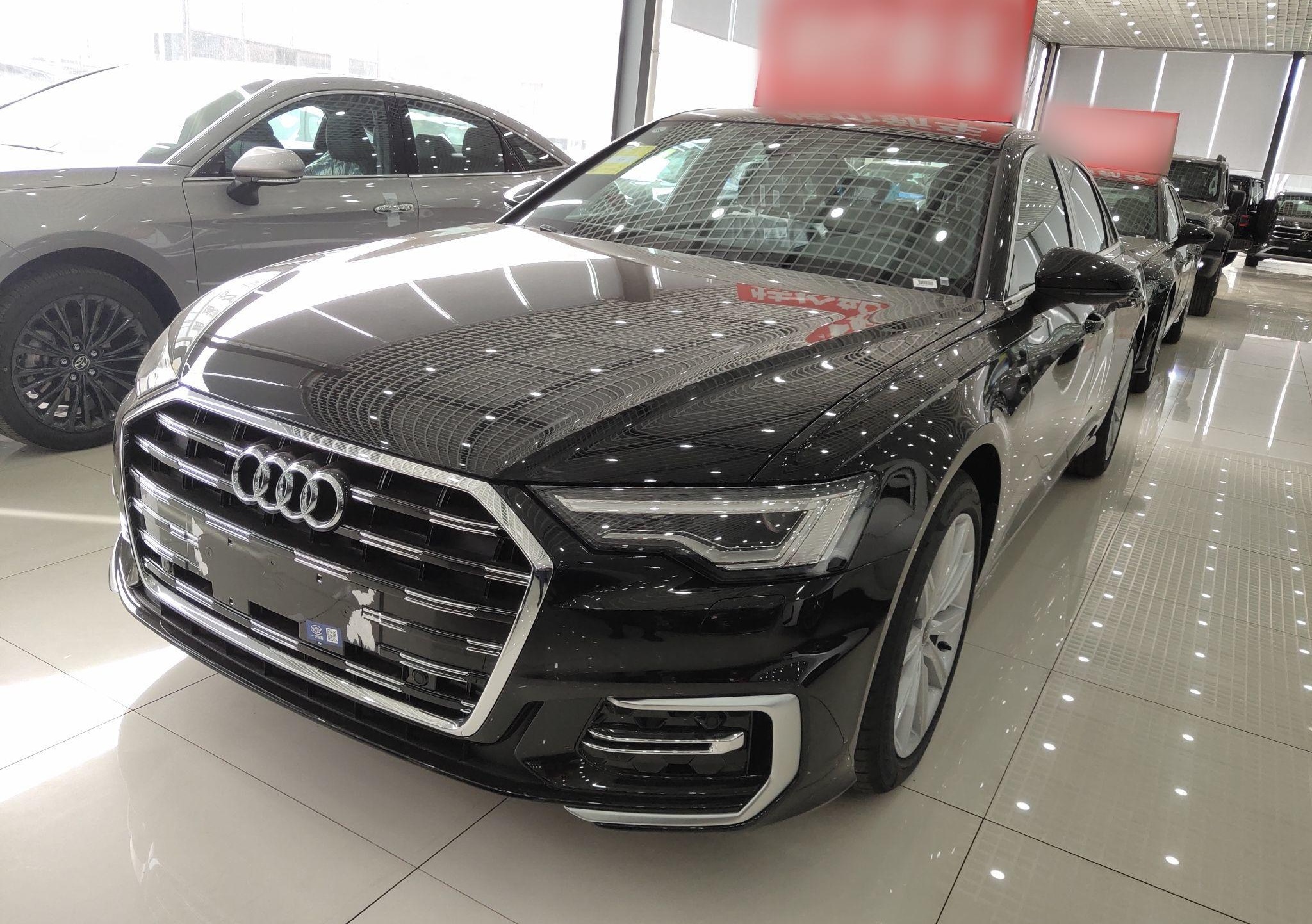 奥迪A6L 2023款 45 TFSI 臻选动感型