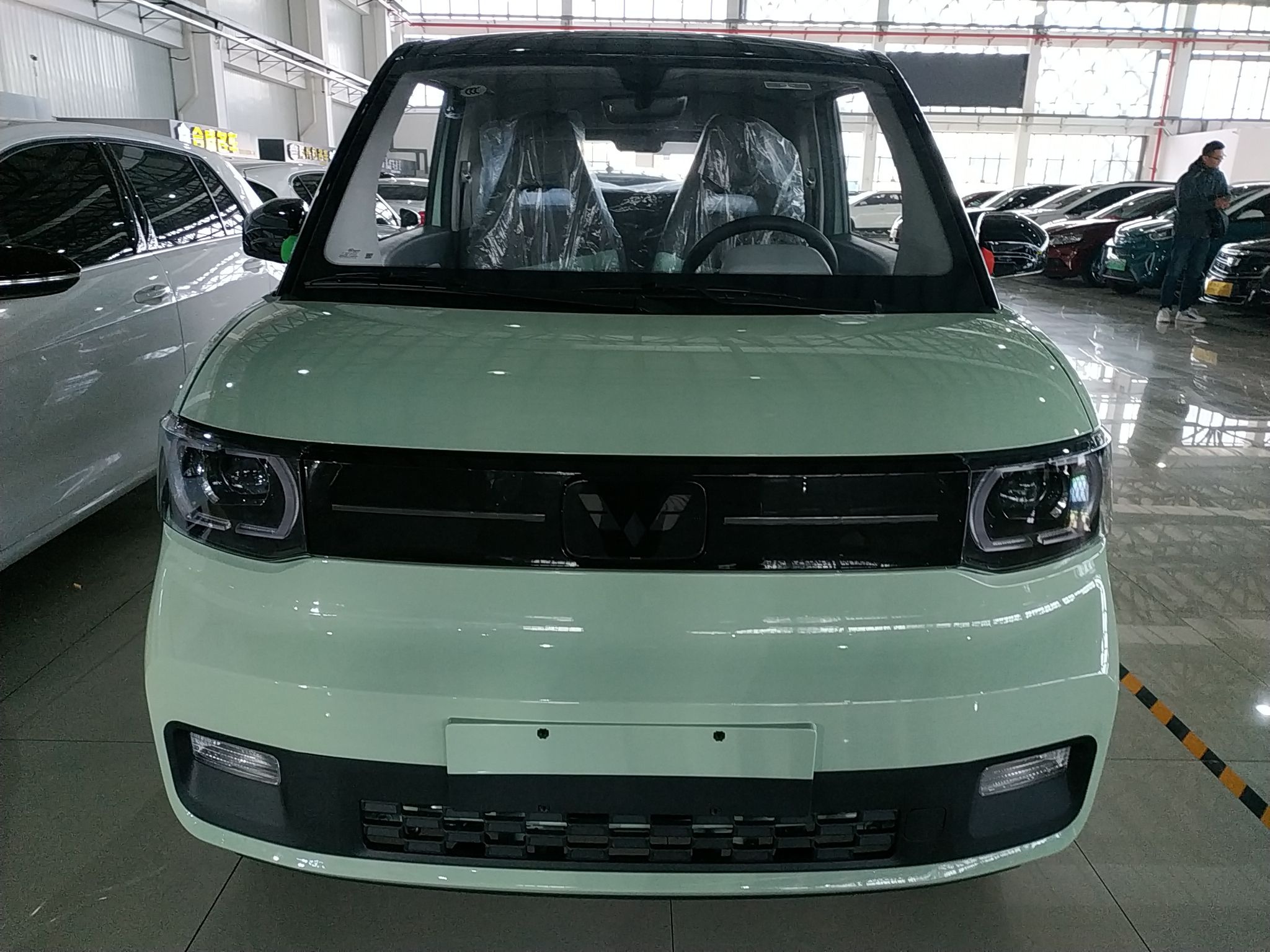 五菱汽车 宏光MINI EV 2022款 马卡龙臻享款 磷酸铁锂