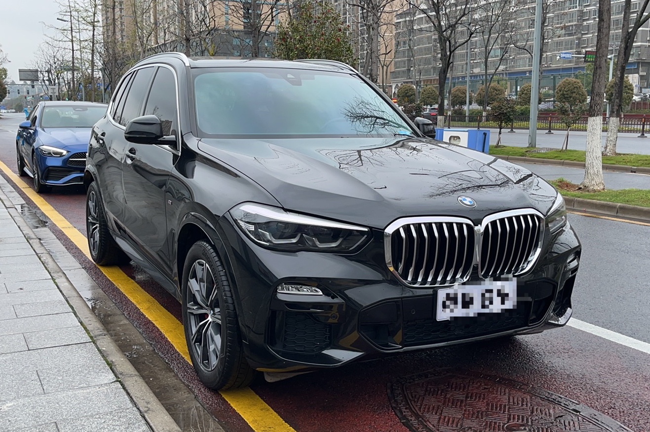 宝马X5 2021款 xDrive30i M运动套装(进口)