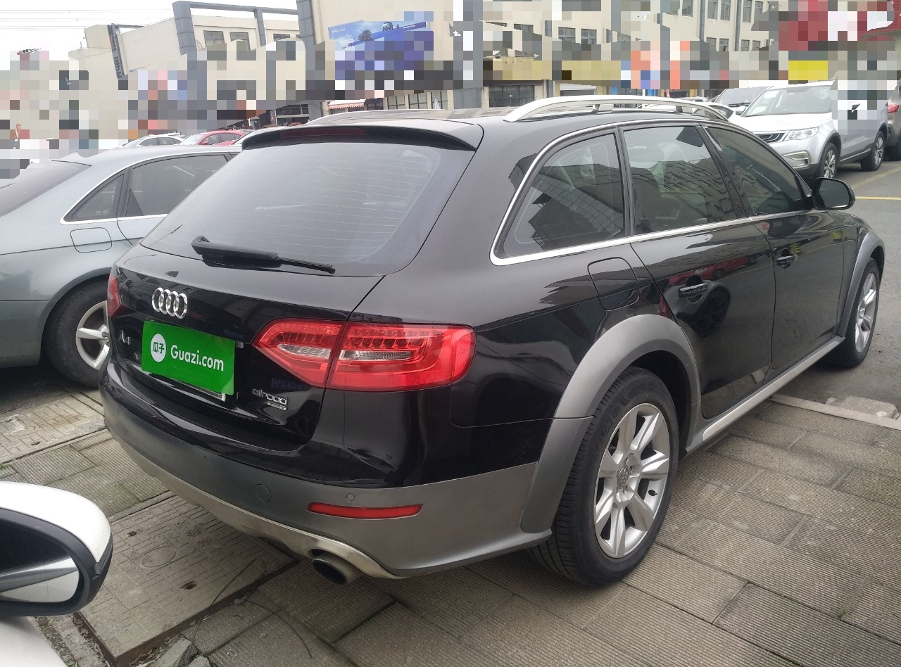 奥迪A4 2013款 40 TFSI allroad quattro 舒适型(进口)