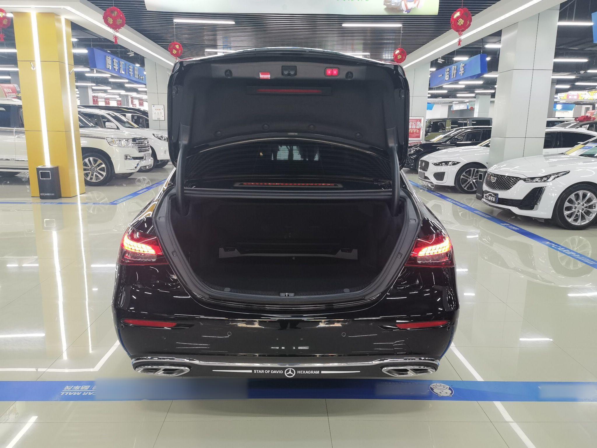 奔驰E级 2022款 改款 E 300 L 豪华型