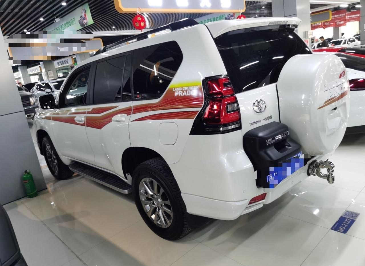 丰田 普拉多 2019款 3.5L 自动TX-L尊享版后挂备胎