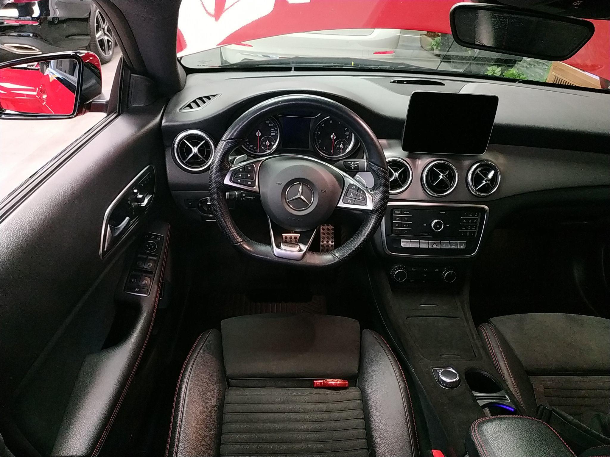 奔驰CLA级 2019款 CLA 220 4MATIC(进口)