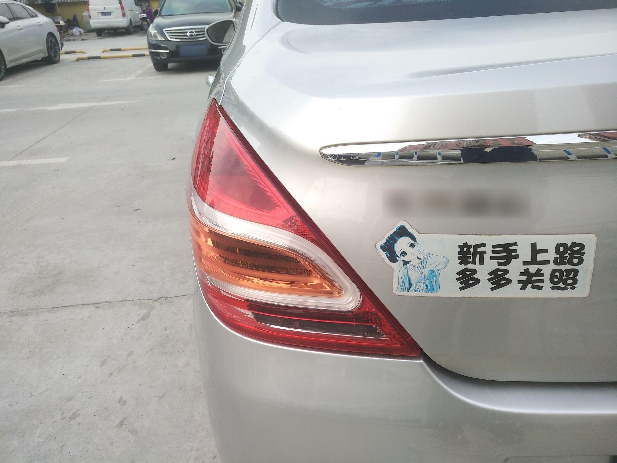 标致308 2013款 1.6L 自动优尚型