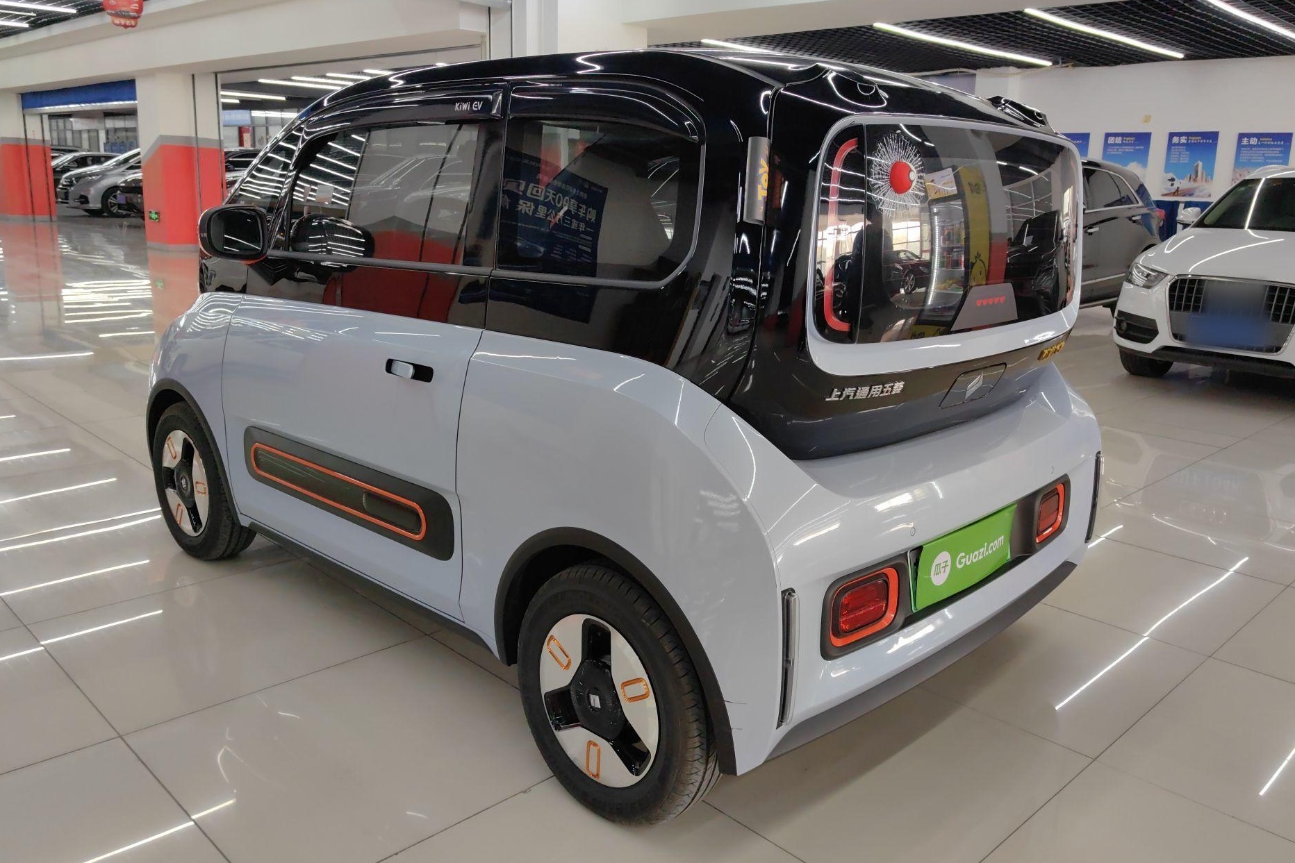 宝骏KiWi EV 2021款 艺术家 三元锂