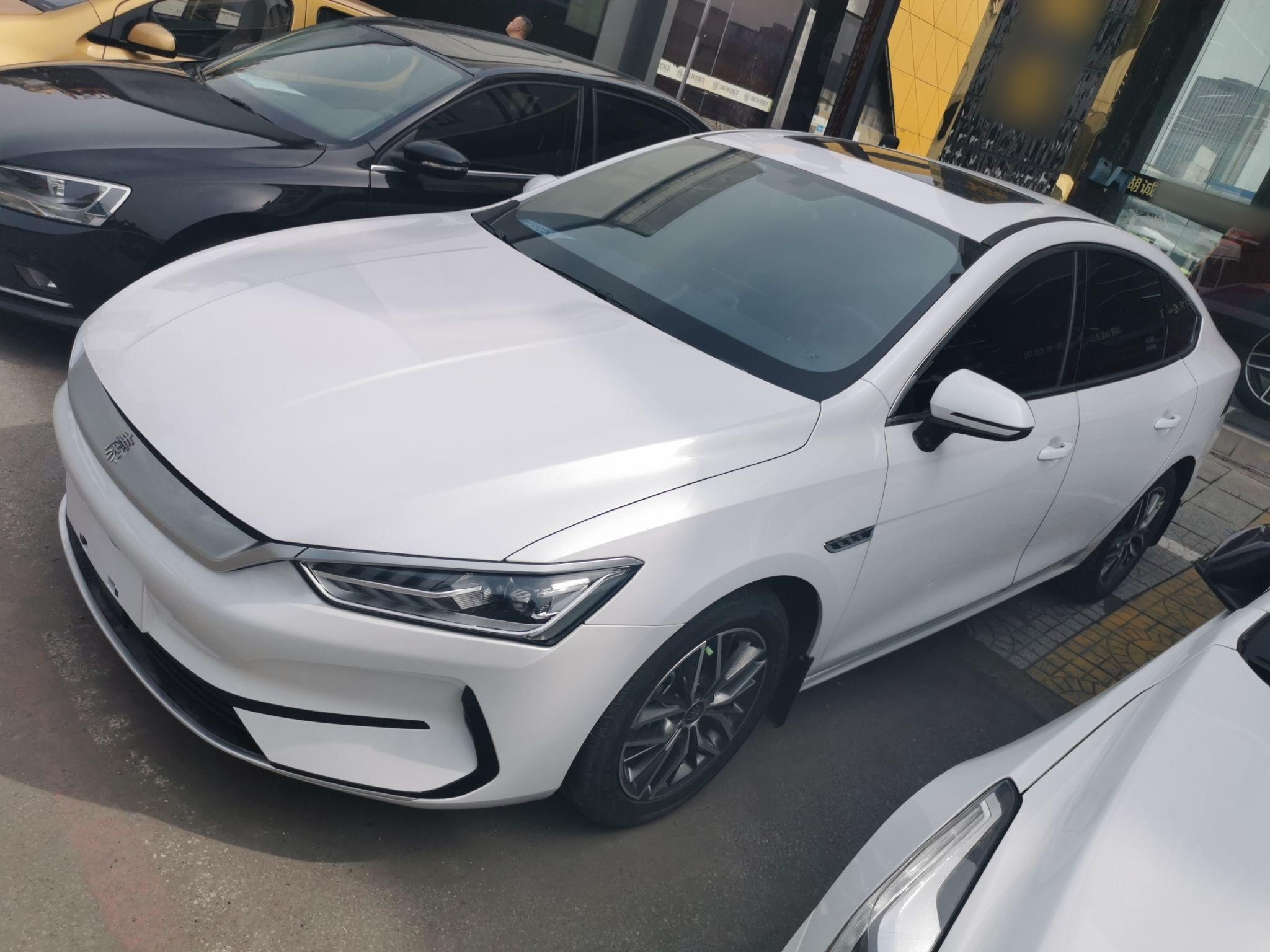 比亚迪 秦PLUS 2021款 EV 500KM 豪华型