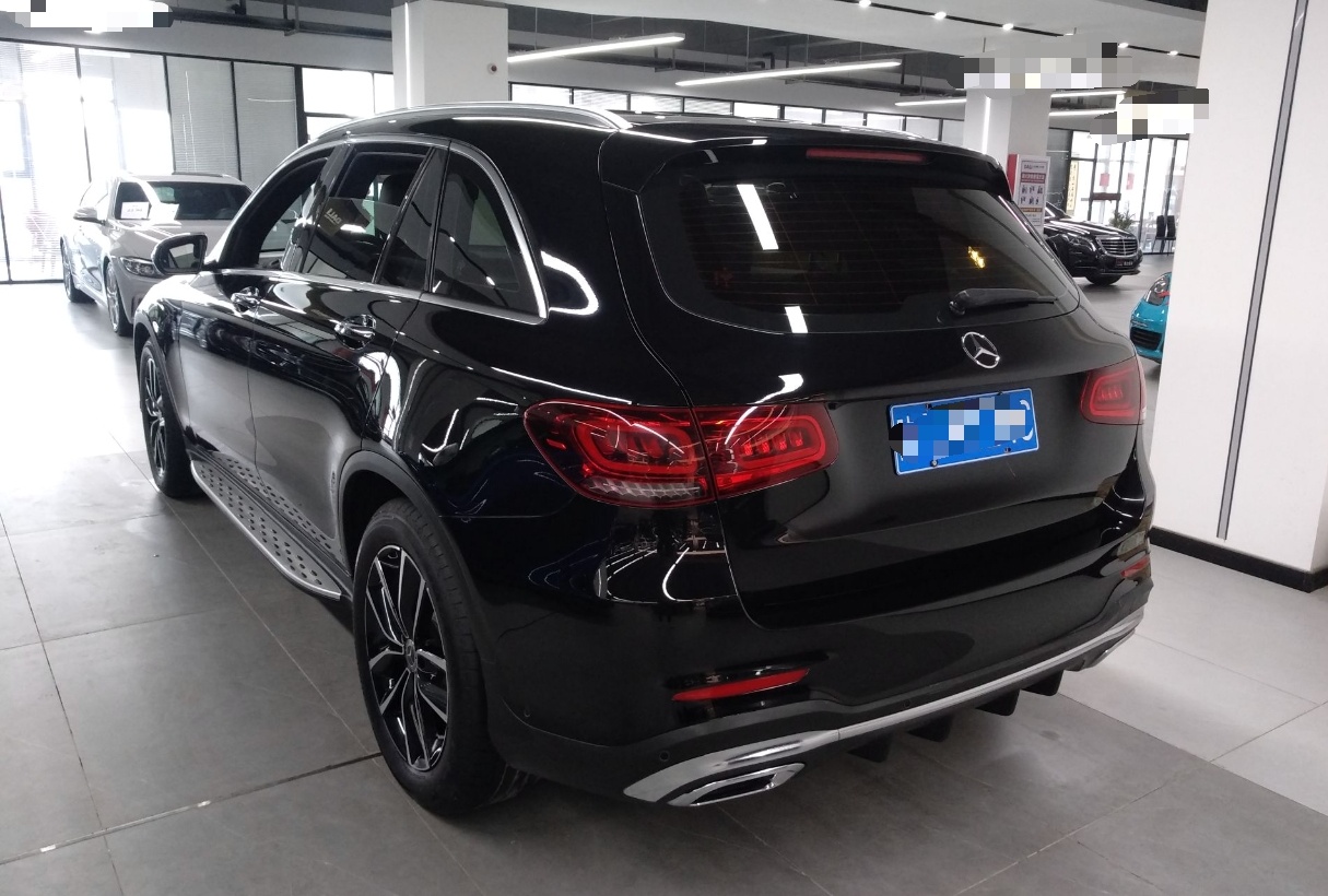 奔驰GLC级 2020款 改款 GLC 260 L 4MATIC 豪华型