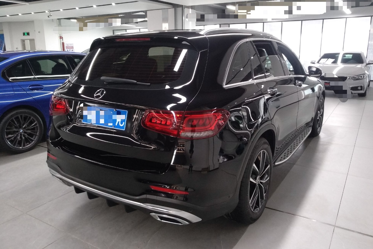 奔驰GLC级 2020款 改款 GLC 260 L 4MATIC 豪华型