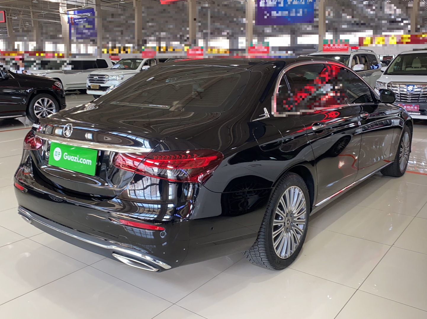 奔驰E级 2023款 E 300 L 时尚型